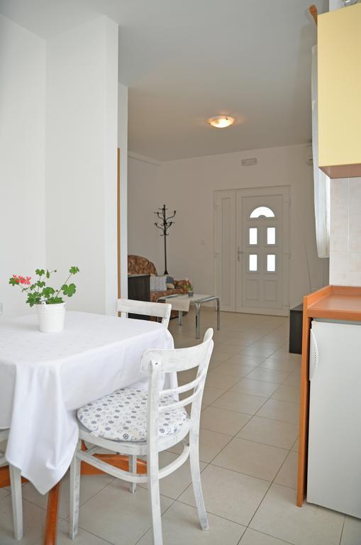 Apartments 5M Tisno Zimmer foto